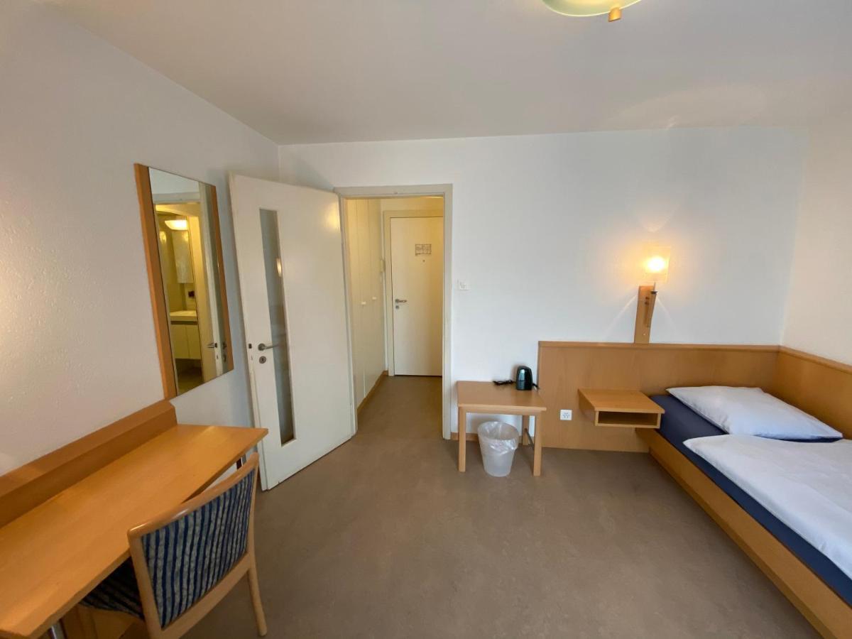 Hotel Bramen Kloten Extérieur photo