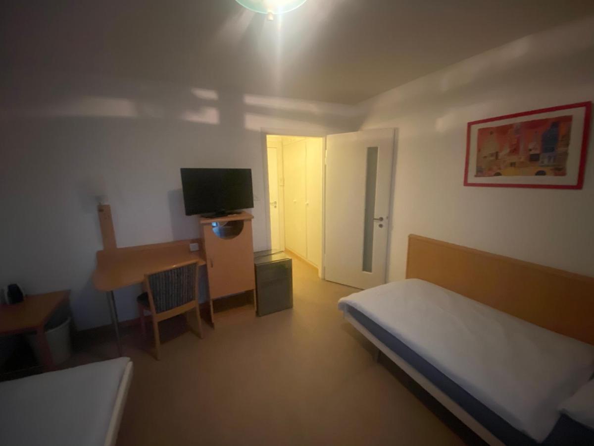 Hotel Bramen Kloten Extérieur photo